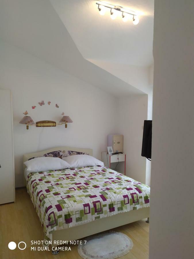 Apartmant Sucic Kaštela Buitenkant foto
