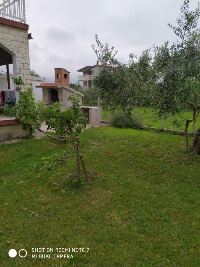 Apartmant Sucic Kaštela Buitenkant foto